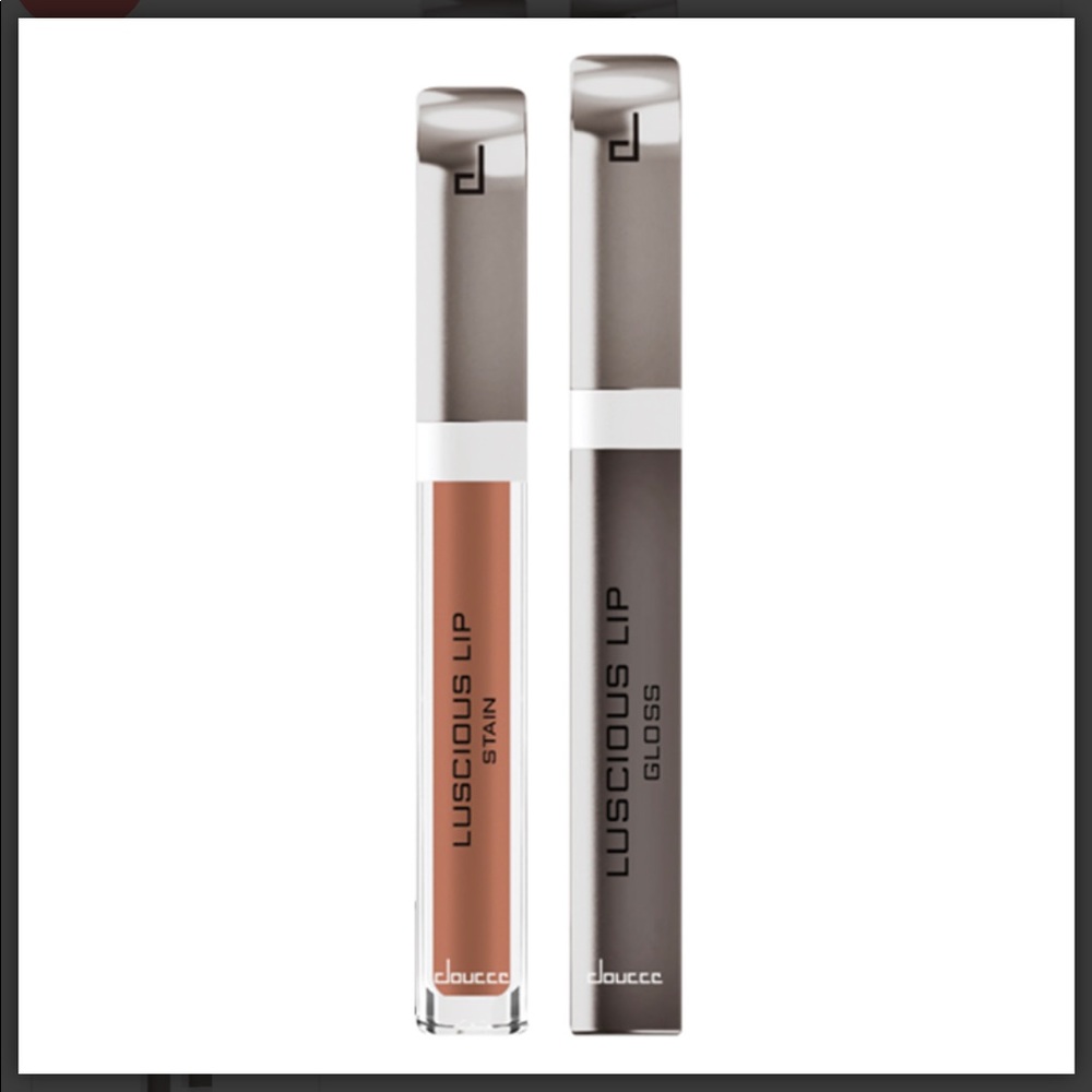 Doucce Luscious Lip Duo in “Dark Lust”